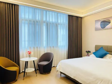 Badong Lanfeng Hotel Отели рядом с достопримечательностью «Yesanguan Forest Flower Sea»