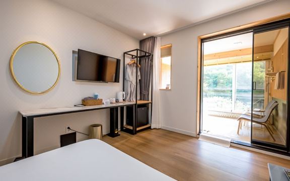 에버미라클호텔 노천탕