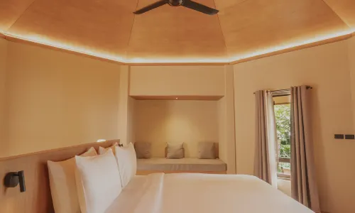 Kira Baya Koh Samed