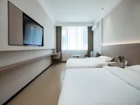 Jingu Hotel (Licheng Chenghuangmiao & County Government Branch) Hotels in Licheng