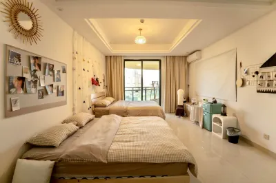 Dongshan Nanfang Youmeng Scenic Apartment (Jinluan Bay) Hotels in Haibin Beach in Huandao Road