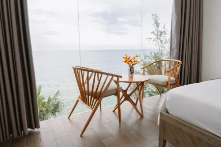 La Costa Resort Quy Nhon Отели в г. Ghenh Rang