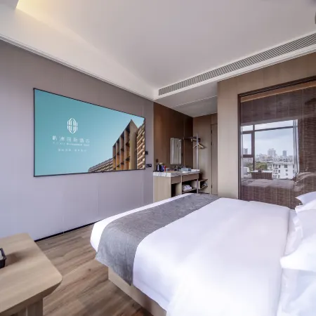 YU ZO International Hotel