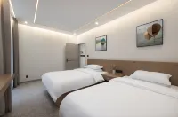 No. 30 Apartment - balcony