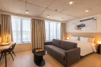 Noto Hotel - GRIDX Hotels near Documentation Center on Migration (CDMH)