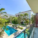 The Idle Hotel and Residence