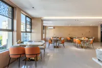 Ease Hotel · Yue (JingdezhenLeping Huada Shopping Center)