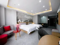 Lanting Yuepanwan Hotel (Ezhou Station)