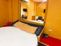 OYO 75583 Fut Fit Fo Fai Inn Hotel
