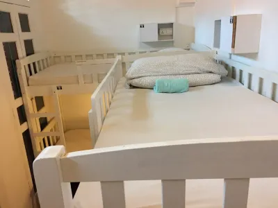 로열 호스텔 싱가포르 아웃램 호텔