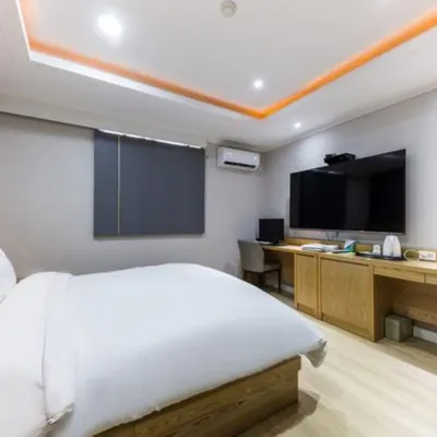 Hotel Primo Hotel dekat Sumber Mata Air Panas Yuseong