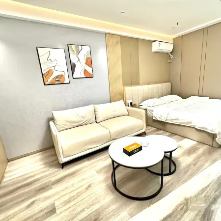 Yicheng Hotel (Wanda Plaza)