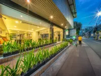 Ralph Poshtel Sukhumvit Hotels near Nana Plaza