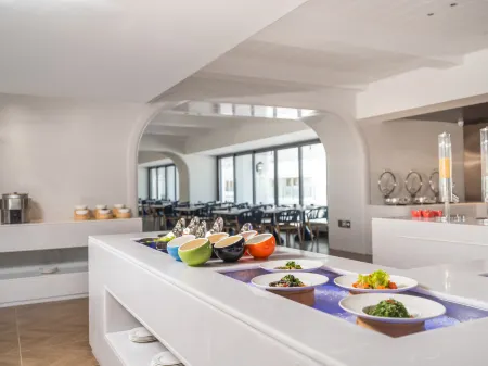 Holiday Inn Resort Wanning Shenzhou Peninsula