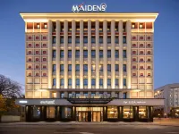 Maidens - parking