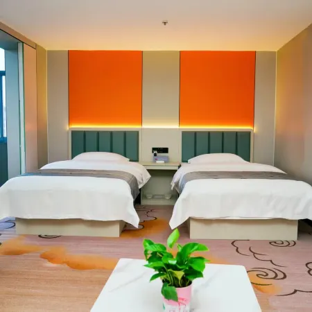 Shangyi Smart Hotel (Renmin Cultural Square Jingtai Station)