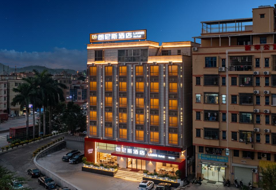 hotel overview picture