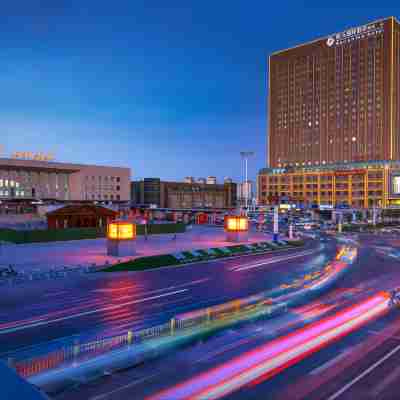 哈密聖湖國際酒店(哈密火車站店) Hotel Exterior