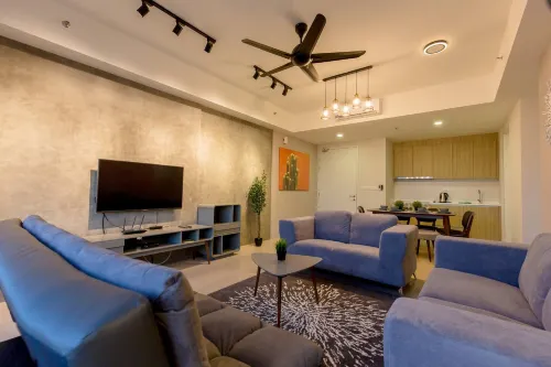 Tropicana 218: 寬敞豪華城市公寓（三房三車位，可容納11人）