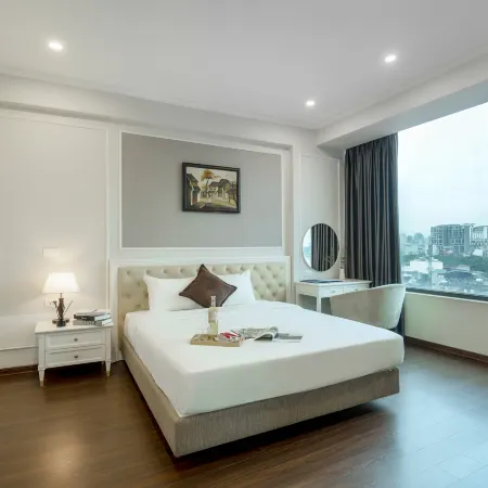 Ivy Luxury Hotel & Apartments Отели рядом с достопримечательностью «Сигнальная Башня Ханоя»