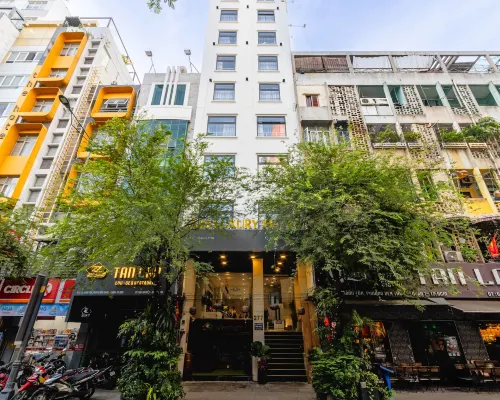 A25 Premium Hotel  - 277 Le Thanh Ton Hotels near District 1
