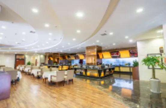 Hongsheng Hotel (Liupanshui Wanda Plaza High Speed Railway Station)
