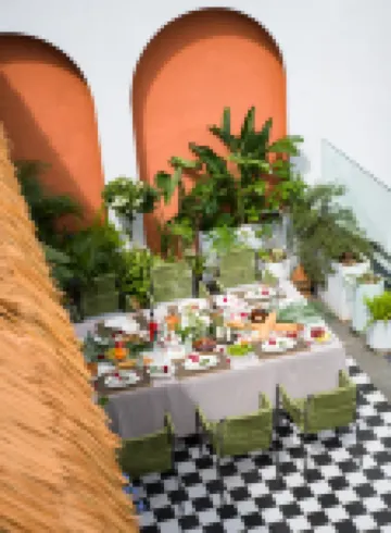 雲隱·日出江景酒店（西雙版納景洪瀾滄江濱江大道店） 鄰近孔雀湖的酒店