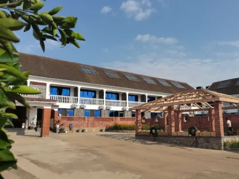 Grand Lake Resort Hotel