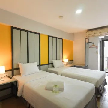 Regent Ngamwongwan Hotel