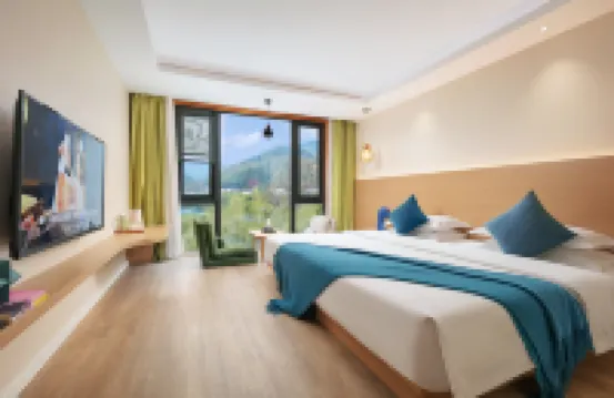 Liyang Nanshan Zhuhai Micheng Wenquan Vacation Apartment Hotels near Panda Pavilion