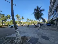 Yihe Apartment (Hainan University Qilou Old Street)
