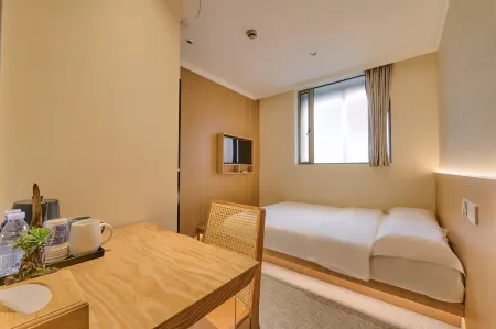 Wenjian Goodnight Hotel (Shanghai Bund Yu Garden)