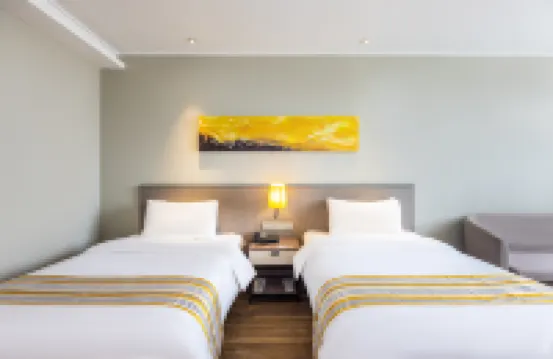 Kaisheng Hotel (Xining Railway Station)