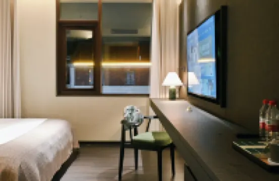 SlowHouse YueJian INN
