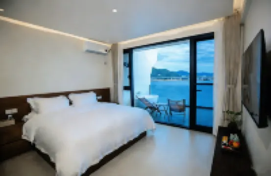 ANLAV Resort Homestay (Luoyuan Bay Coastal New City Style Commercial Street Branch)