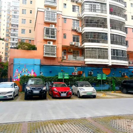 Mandala Hotel (Baise Station Wanjingcheng Night Market)