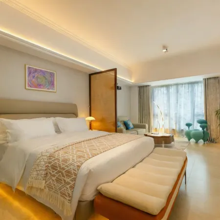 Yunji Apartment (Qiandenghu Wanda Plaza Branch)
