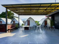 Hebe Hotel, Hostel & Hospitality Network ボゴールのホテル