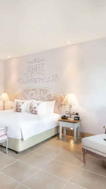 ห้องดีลักซ์วิวทิวทัศน์ภูเขา