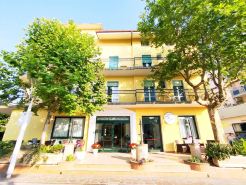 Azzurro Beach Hotel Igea Marina