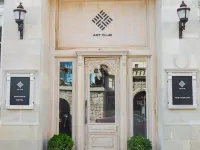 藝術俱樂部酒店 鄰近火焰塔的酒店