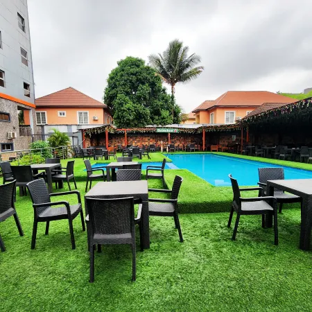 Best Western Plus Elomaz Hotel