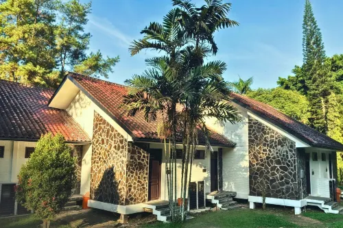 The Tavia Riverside Resort & Convention