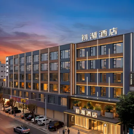 First Encounter Hotel