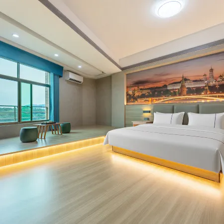 Longmen mushang Hotel