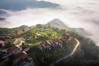 Cloud Top · The Nest Tea Estate Hotel (Shuangjiang Rongkangda Estate)