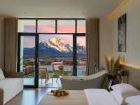 Amanjing • Rizhao Jinshan • Snow Peak | Yunjing Panoramic Manor (Baisha Old Town) Hotels in Yulong