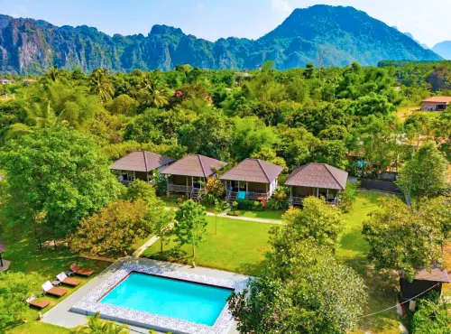 H&V Bungalow Vang Vieng