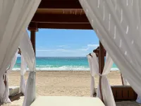 Flamingo Cancun All Inclusive Hotels near Interactive Aquarium