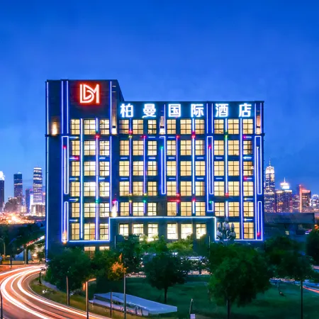 Borrman International Hotel（Anning Wuyue Plaza）